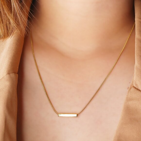 Minimalist Stainless Steel Bar Pendant Necklace - Modern Jewelry Gift - Picture 1 of 2